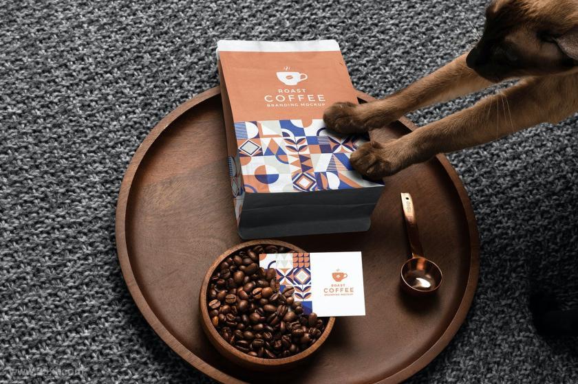 25xt-155113 Roast–CoffeeBrandingMockupVol1z7.jpg