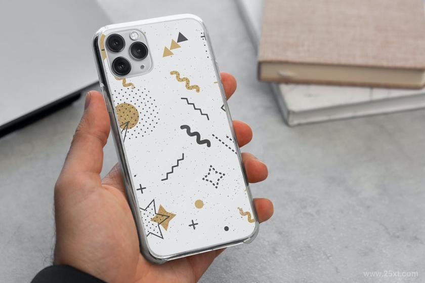 25xt-611703 Phone11ProClearCaseMock-Upz3.jpg