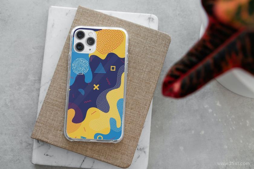 25xt-611703 Phone11ProClearCaseMock-Upz4.jpg