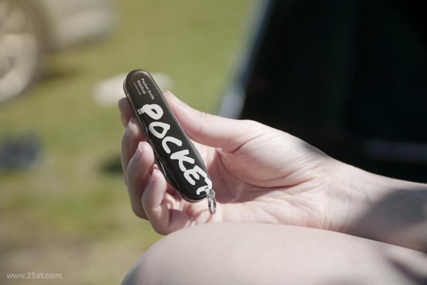 25xt-484862 PocketKnifeMockupCampingScenesz4.jpg