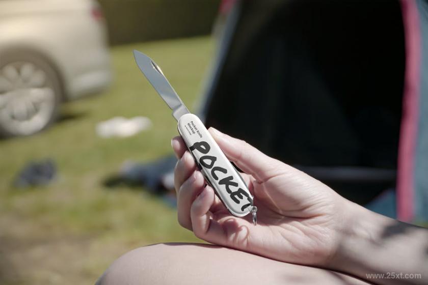 25xt-484862 PocketKnifeMockupCampingScenesz5.jpg