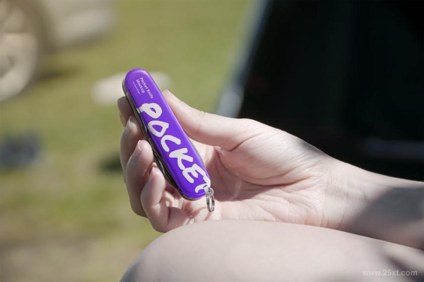 25xt-484862 PocketKnifeMockupCampingScenesz9.jpg
