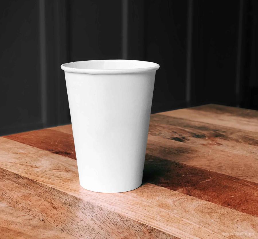 25xt-5050042 Free-Paper-Coffee-Cup-Mockup-PSDBeveragesz3.jpg