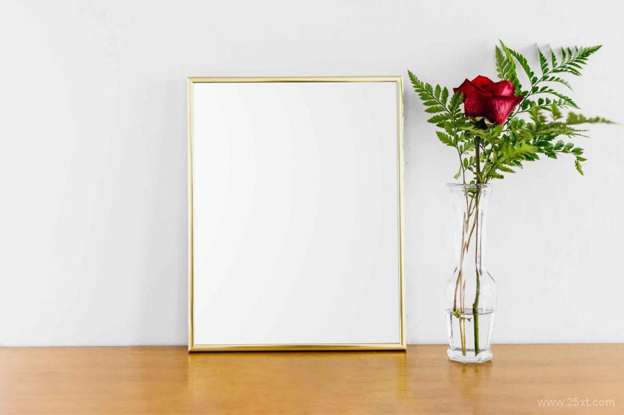 25xt-5050051 Free-Poster-with-Gold-Frame-Mockup-PSDFramez3.jpg