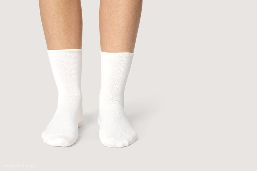 25xt-128224 Socks-Mockup-Templatez3.jpg
