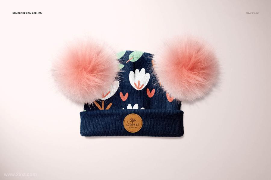 25xt-160209 Beanie-with-Fur-Pompons-Mockup-Setz3.jpg