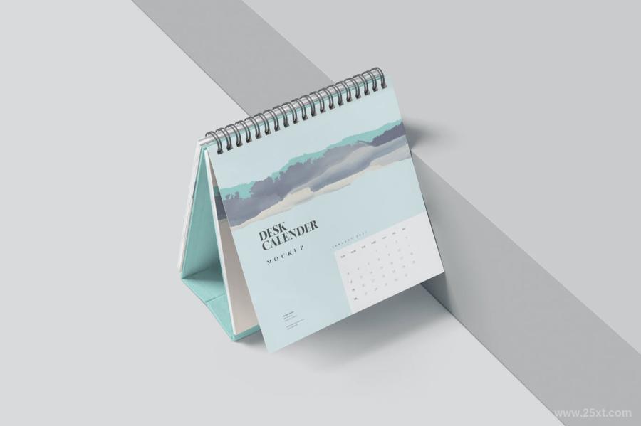 25xt-161292 Desk-Calendar-Mockupsz6.jpg