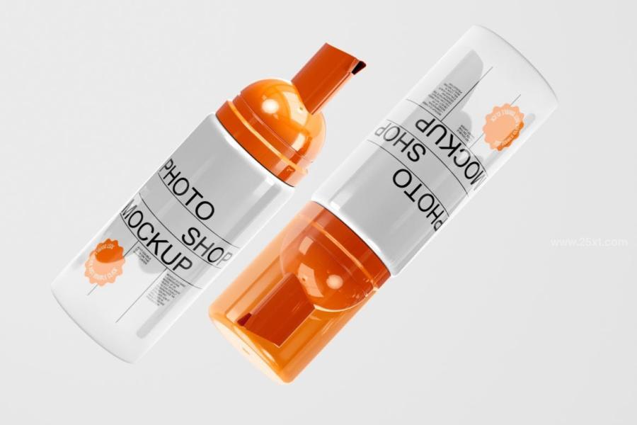 25xt-162824 Cosmetic-Bottle-Mockup-Setz3.jpg