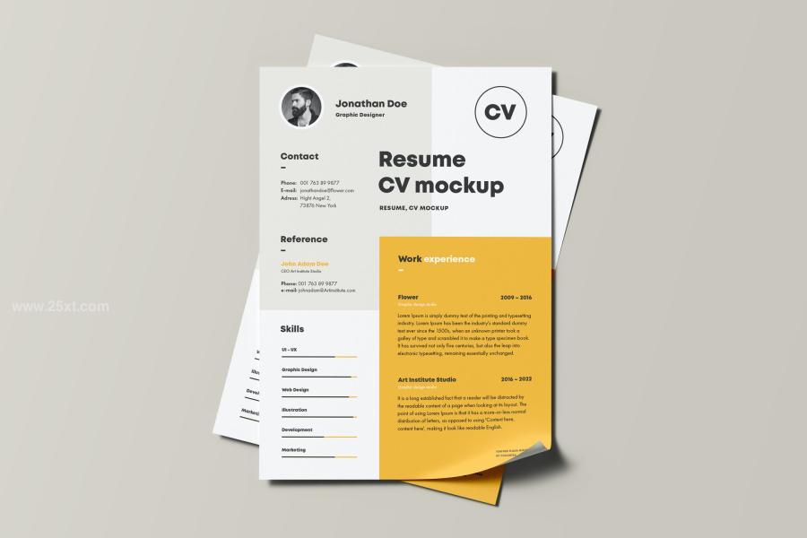 25xt-162949 CV-Resume-Mock-upz12.jpg