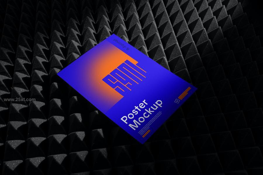 25xt-163610 Branding-Mockups-SGNL-Seriesz4.jpg