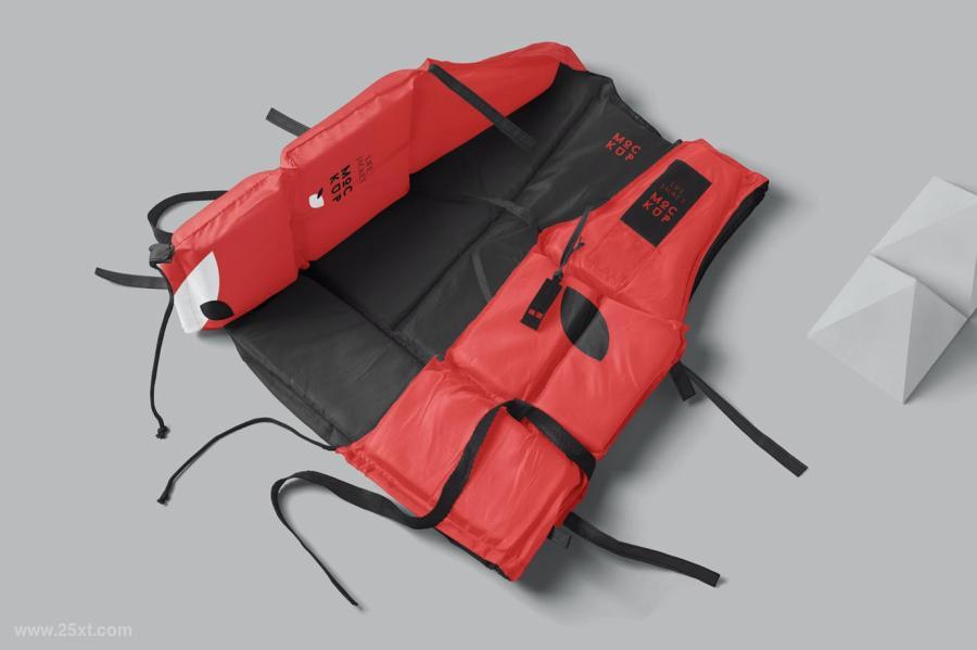 25xt-486741 Life-Jacket-Mockupsz7.jpg