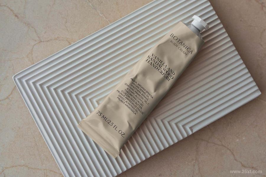 25xt-488179 Crumpled-Cream-Tube-MockUpsz6.jpg