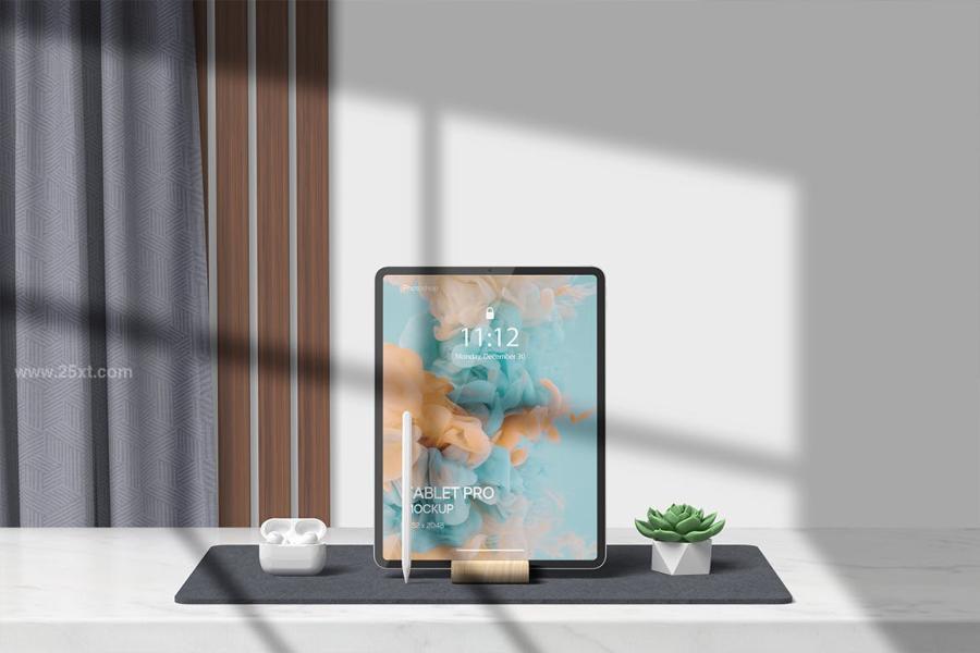 25xt-172102 iPad-Pro-Mockupz7.jpg