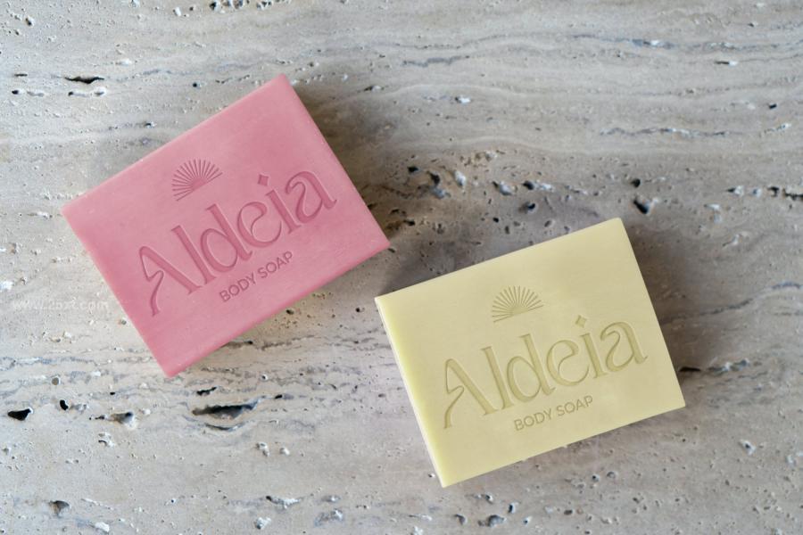 25xt-174310 Soap-MockUps-Packz3.jpg