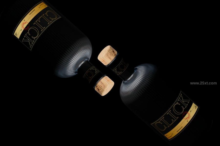 25xt-165258 Gin-Bottle-Mockup-Setz8.jpg