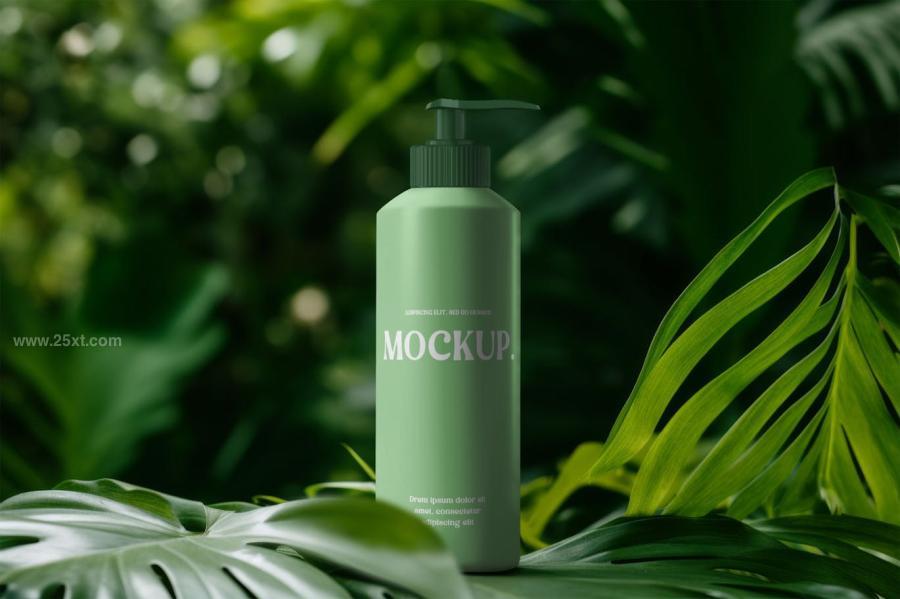 25xt-176039 Cosmetic-Pump-Bottle-PSD-Mockupz3.jpg