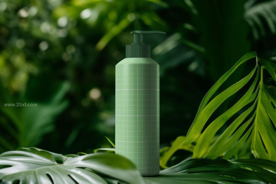 25xt-176039 Cosmetic-Pump-Bottle-PSD-Mockupz8.jpg