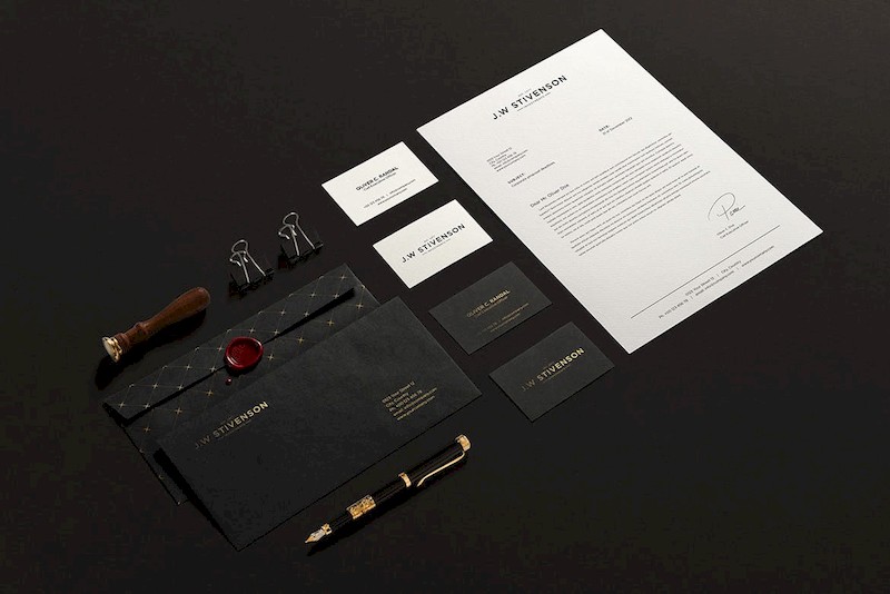 Luxury Branding Mockup-5.jpg