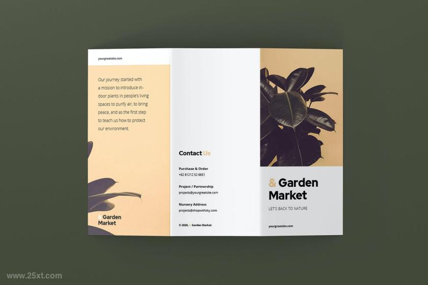 25xt-484337 Minimalist Brochure	4.jpg