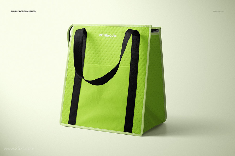 25xt-127268-Therm-O-ToteInsulatedBagMockup 12.jpg