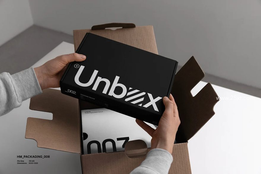 25xt-164973-12x Unboxing Mockup Bundle6.jpg